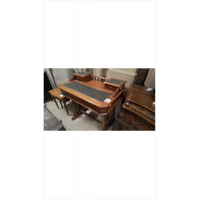 BUREAU STYLE LP