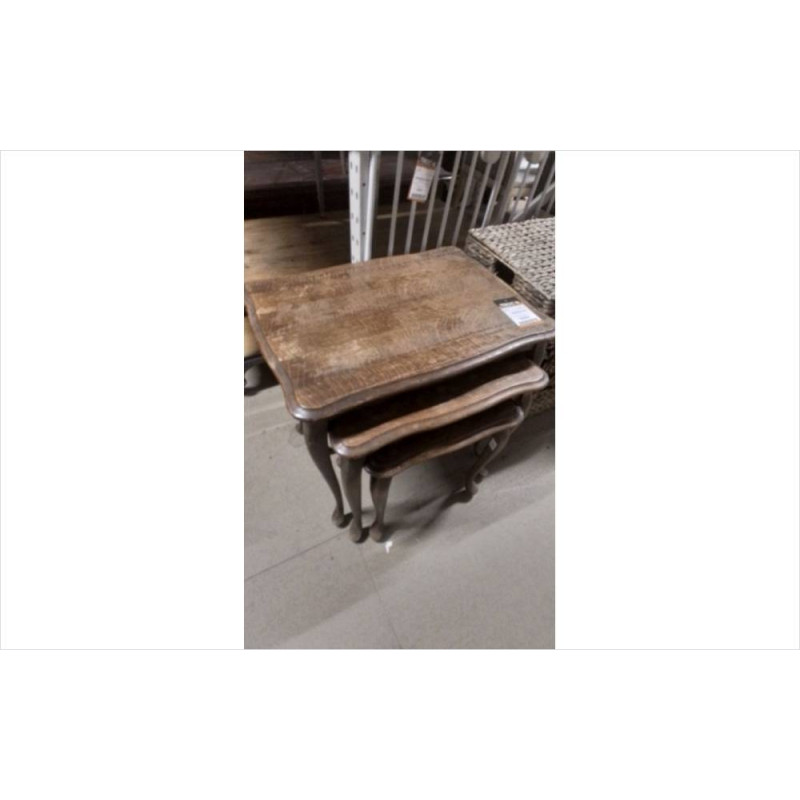 TABLE GIGUOGNE