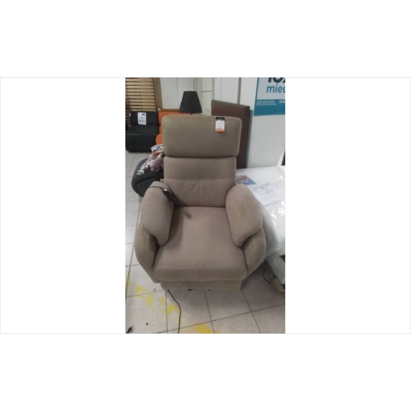 FAUTEUIL ELECTRIQUE BEIGE RELEVEUR