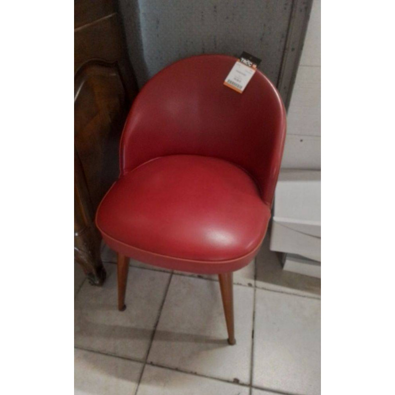 CHAISE ROUGE