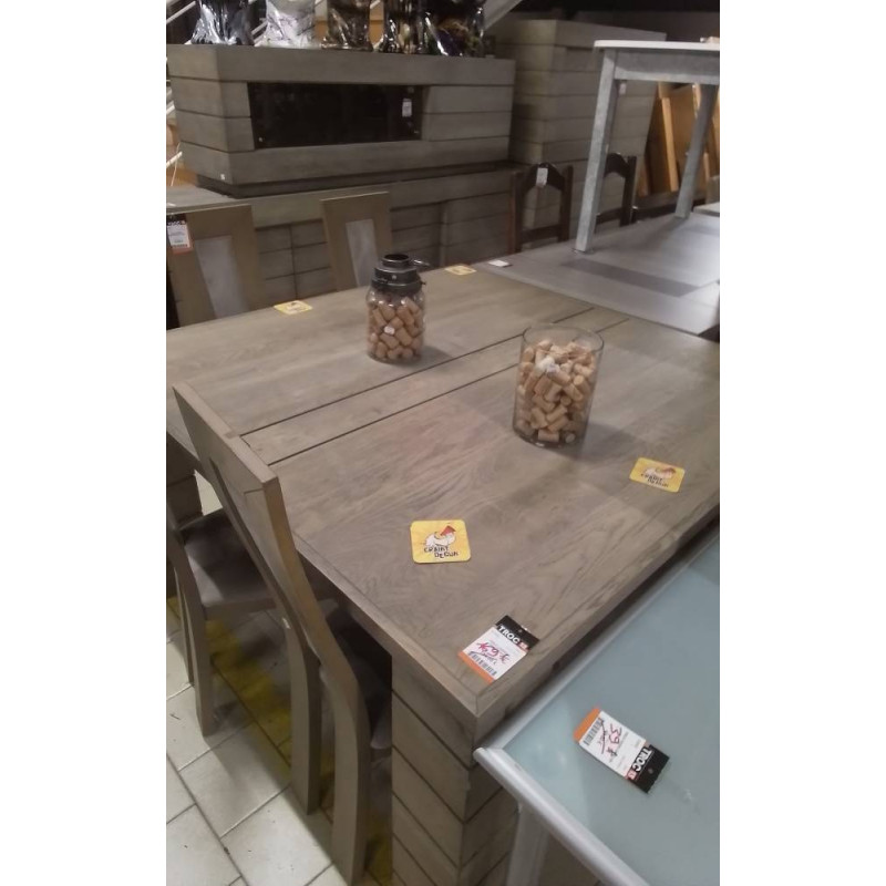 TABLE CARREE GHAZARIAN