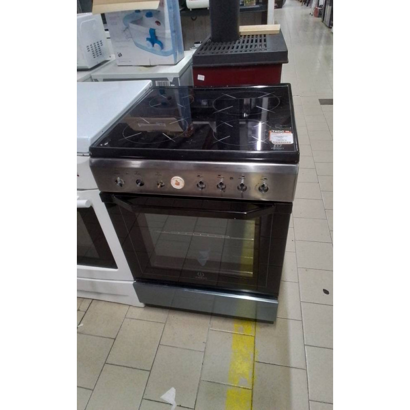 CUISINERE VITRO INDESIT