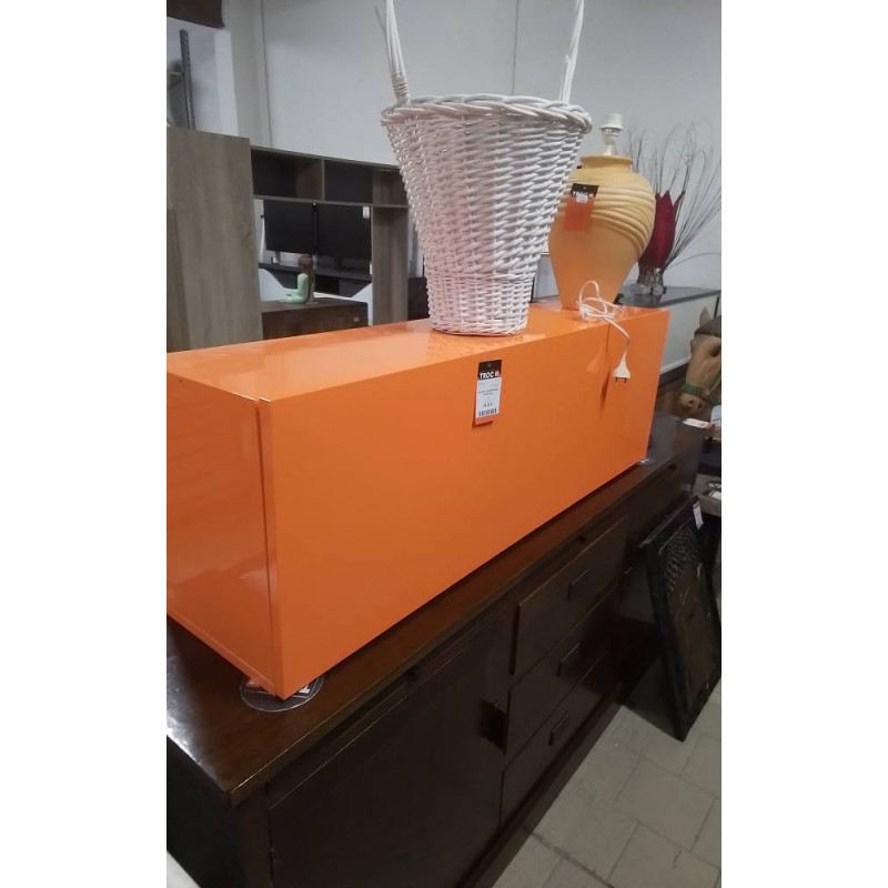 MEUBLE A SUSPENDRE +ATTACHES