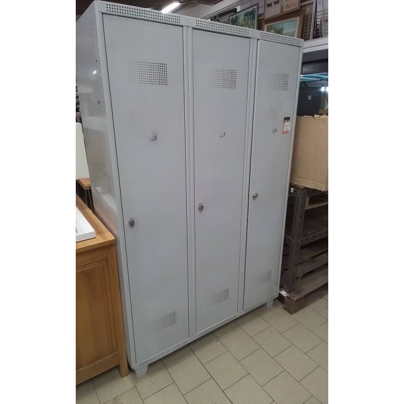 VESTIAIRE METAL 3 PORTES SANS CLES