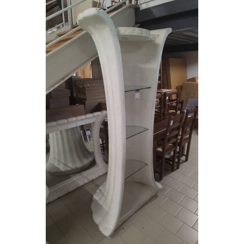 VITRINE STUC EN L ETAT