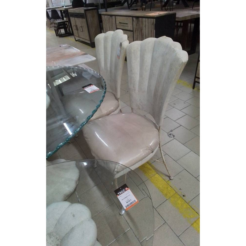 LOT DE 4 CHAISES STUC EN L ETAT