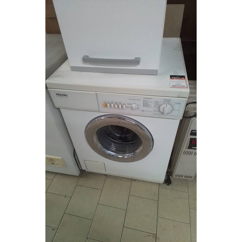 MACHINE A LAVER MIELE