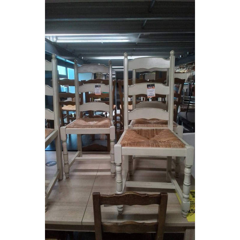 LOTE 4 CHAISES STYLE VALLBREGUES